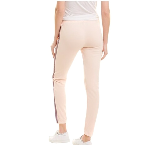 WILDFOX NWT Retro Grapefruit Striped Knox Jogger Pants Size Medium in Pink Salt - Picture 3 of 14